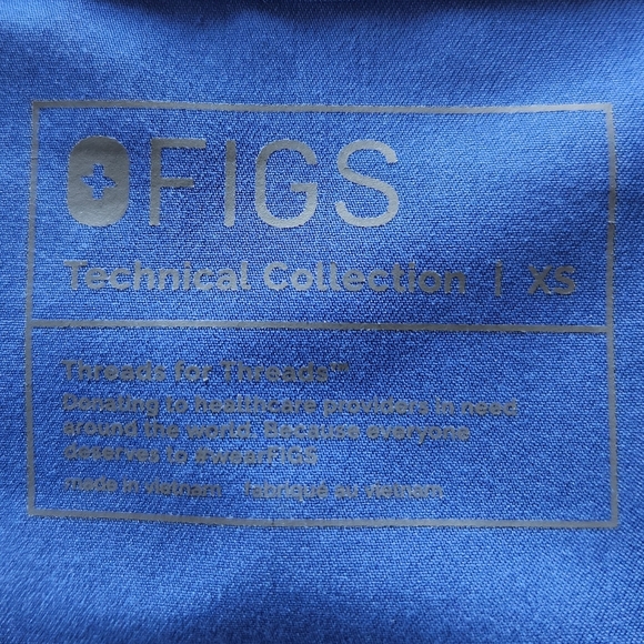 Figs "Casma Three Pocket Scrub Top" Denim Blue V-Neck FW1100 | Women's Size XS - Picture 6 of 13